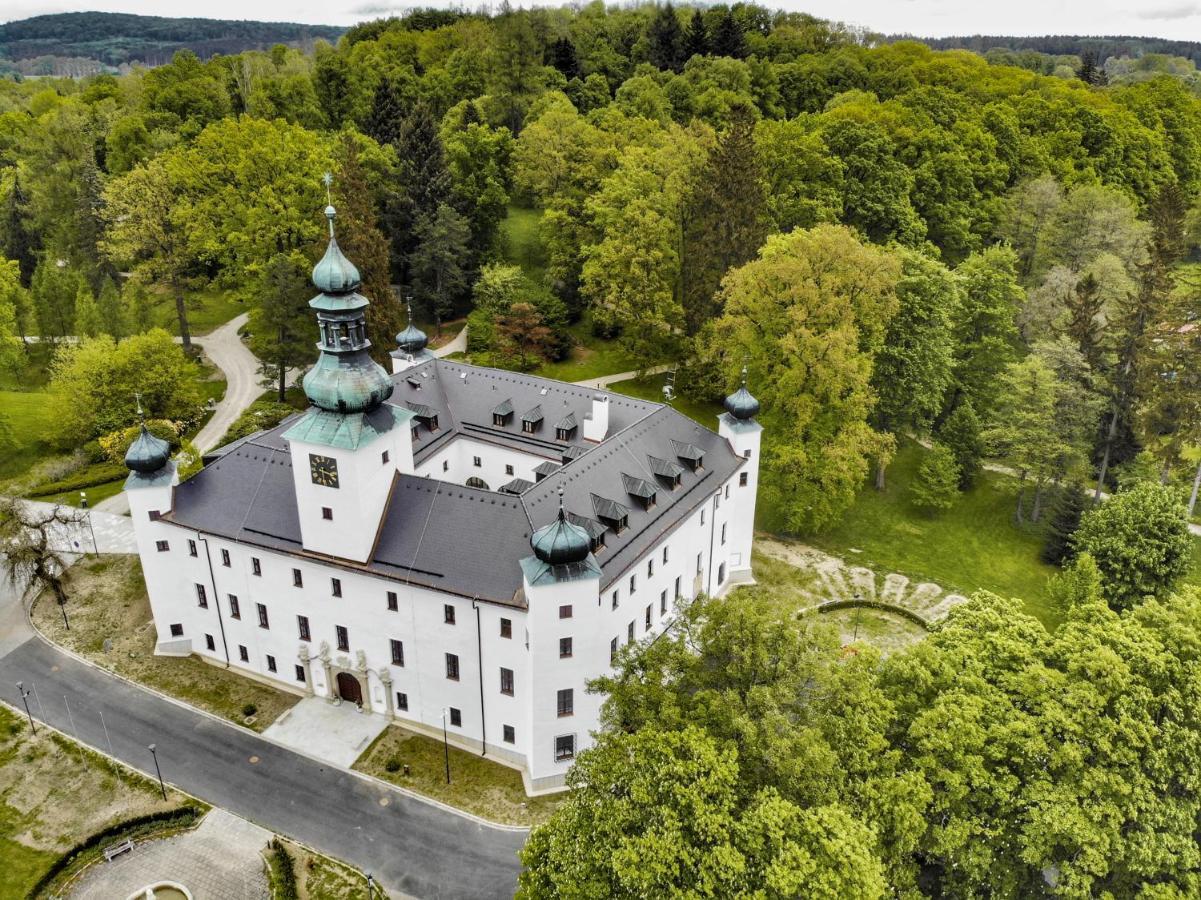 Hotel Zamek Třešť Exterior foto